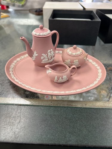 Wedgwood miniature coffee pot - wedgwood,