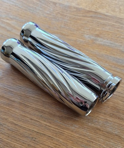 Arlen ness chrome twister - arlen,