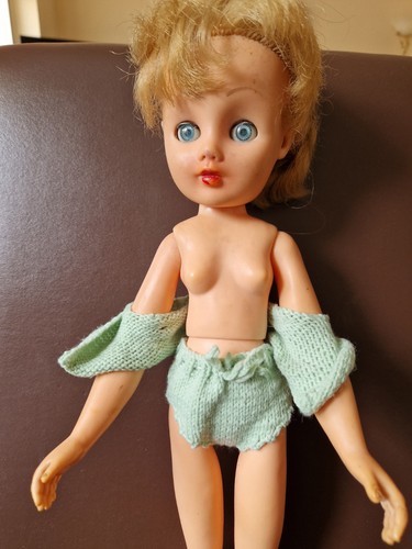 Teenage fashion doll - , 18"