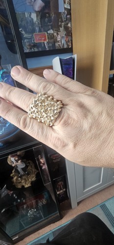 9ct gold keeper - gold, 58.30g