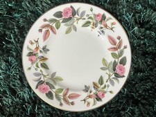 WEDGWOOD HATHAWAY ROSE 6" SIDE