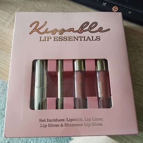 Kissable lip essentials - kissable,