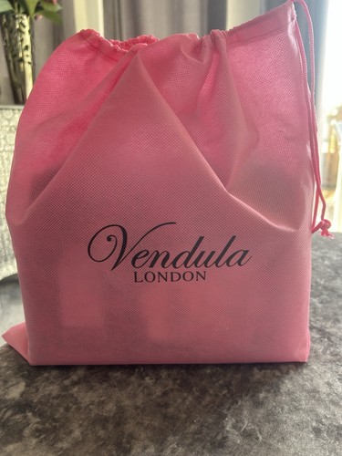Vendula tattoo studio mini - vendula,