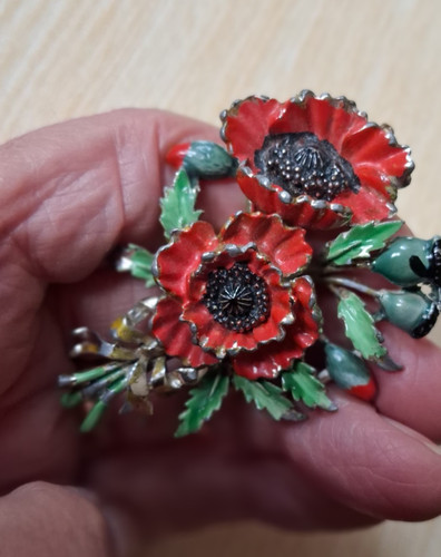 Vintage exquisite poppies - vintage, 'exquisite'