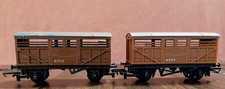 Tri-ang Pair of R122 Cattle