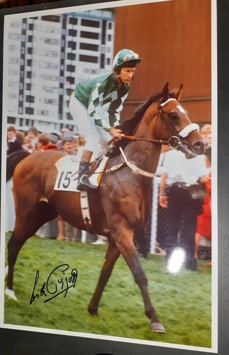 Lester piggott racing legend - racing,