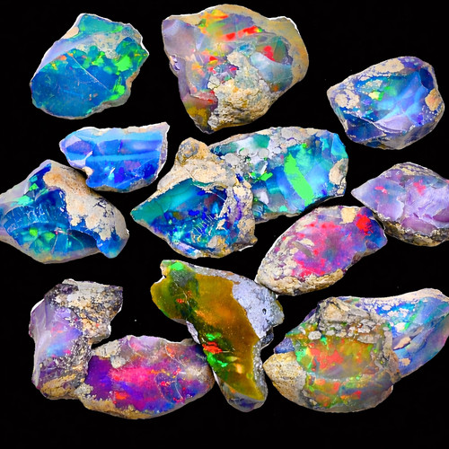 Opal cut grade black dry - cut,