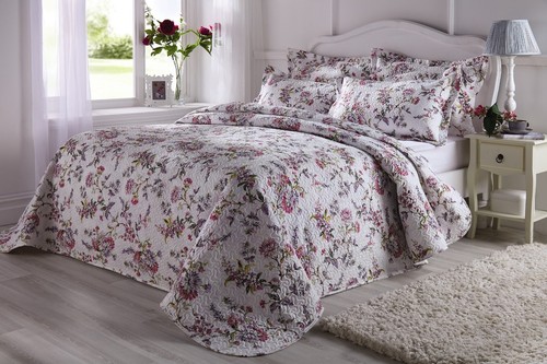 Floral quilted bedspread bed - quilted,