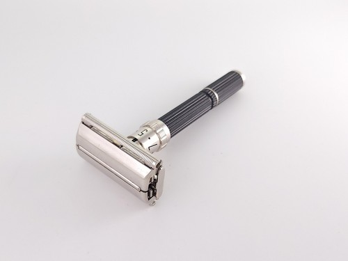 Gillette super black - gillette,