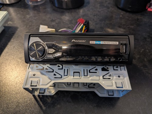 Pioneer mvh 180ui usb - mvh-180ui.,