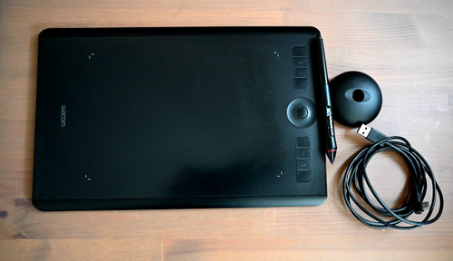 Wacom intuos pro - wacom,