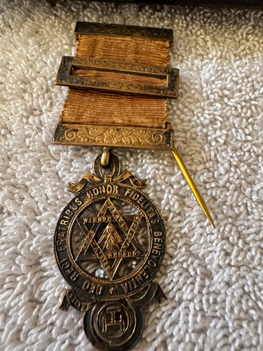 Royal arch masonic jewel - royal,