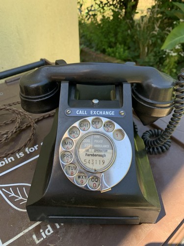 Vintage bakelite telephone - vintage,