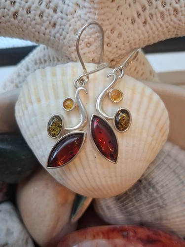 Reduced lovely tri colour - tri, hook