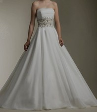 Justin alexander wedding dress
