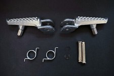 Right & Left Front Footrests Foot Pegs Replacement for Honda CB 125 R 2018-2025