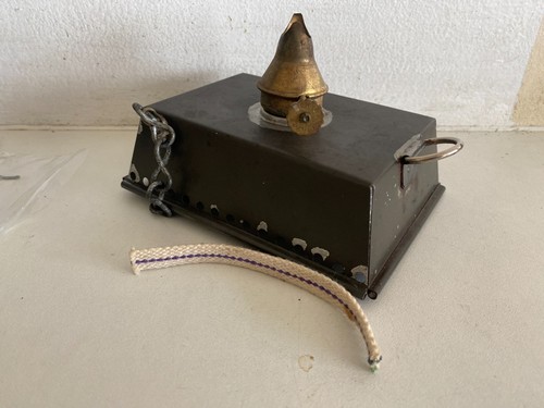 Oblong slot lamp - slot,