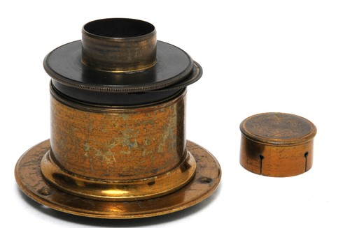 Antique brass lens - no, name
