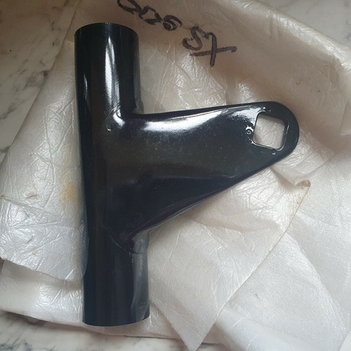 Yamaha xs500 headlight bracket - yamaha,