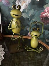 2 X Fountasia Yoga Indoor Outdoor Metal Frogs