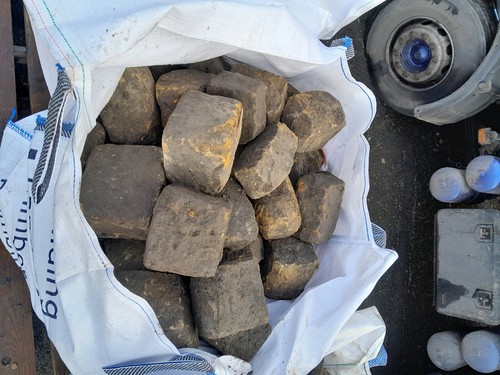 Bulk bag sandstone cobbles - of,