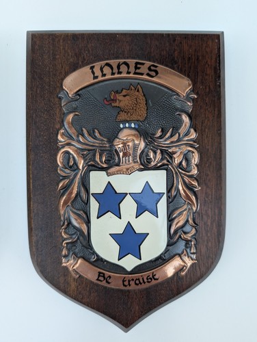Innes heraldric family - 8",