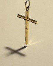 18ct yellow Gold Cross pendant