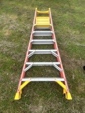 Werner 12FT REACH HEIGHT FIBERGLASS PODIUM LADDER 6FT Lightweight Podium 6 Step