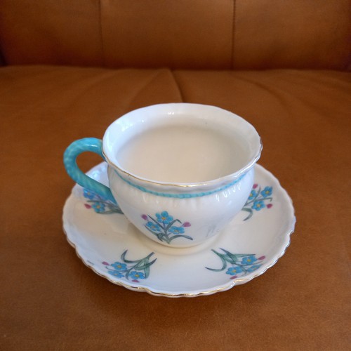 Goss crested china - crested, model