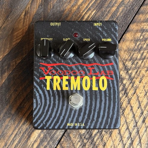 Voodoo lab tremolo pedal - lab,