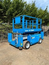 Genie Gs3268 scissor lift 4x4