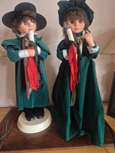 Rennoc little people - rennoc, people"