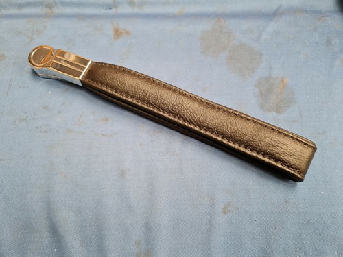 Daimler right hand rear grab - hand,