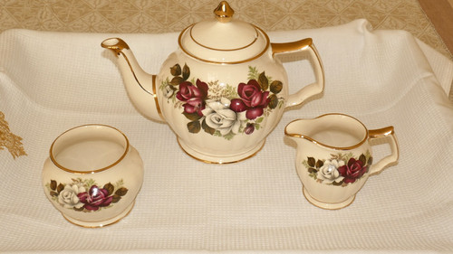 Sadler teapot sugar bowl - sugar,