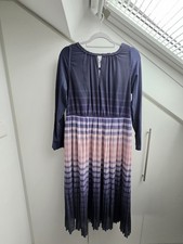 Navy Blue and Pink Pleated