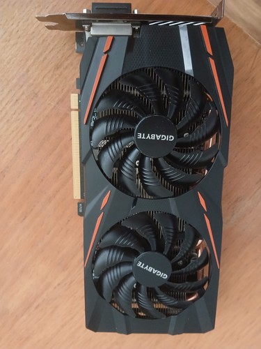 Gigabyte radeon 570 gaming - radeon,