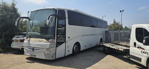 Exclusive mercedes coach - 🚍,