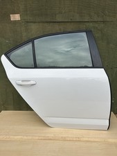 2015 SKODA OCTAVIA MK3 SALOON  COMPLETE REAR DRIVER SIDE DOOR ✅