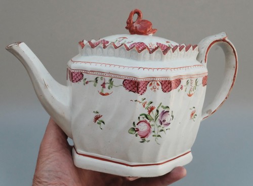 C1805 octagonal pearlware - pearlware, swan