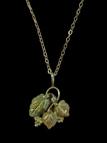 10k black hills gold necklace - 10k,