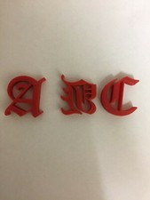 Capital plastic old english - capital,