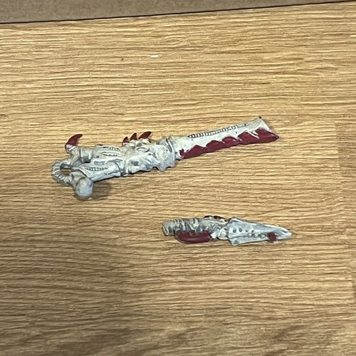 Tyranids carnifex weapons - tyranids,