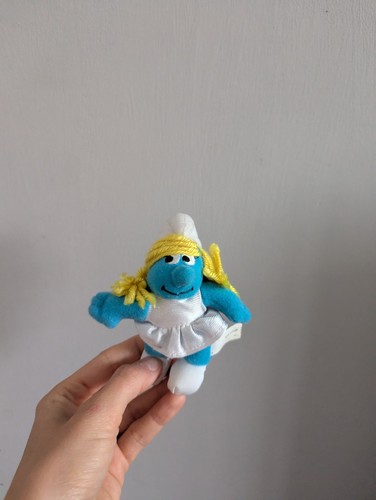 Smurfette smurf 2000 happy - smurf,