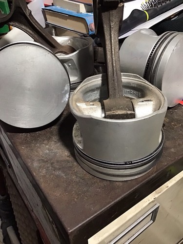 Mahle pinto pistons fitted - pinto,