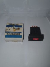 Genuine New Vauxhall Omega Hazard Light Switch 9047862