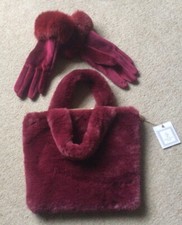Franchetti Bond Fake Fur Handbag and Matching Gloves