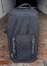 Oakley 27” Tall Black