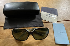 Vintage Women's Prada Sunglasses PR20A 2AI-1A1 - 1990s/2000s with case & docs.