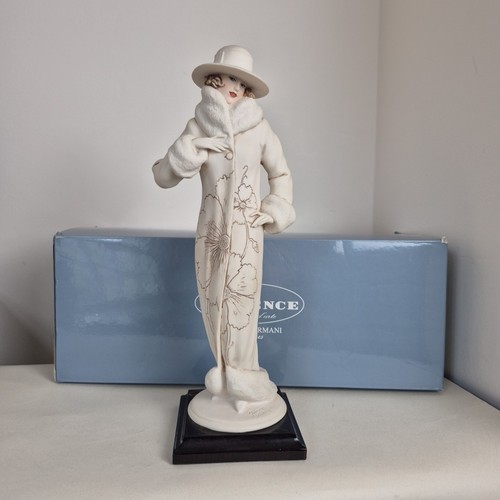 Giuseppe armani large lady - large, in