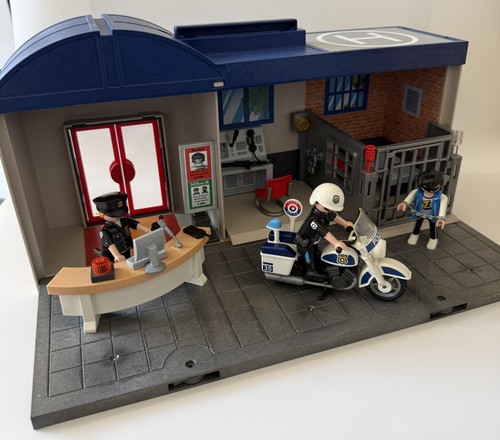 Playmobil police station - playmobil,